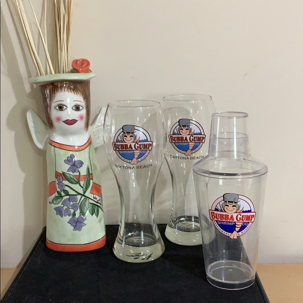 Bubba Gump Shrimp logo glasses and plastic Mixer